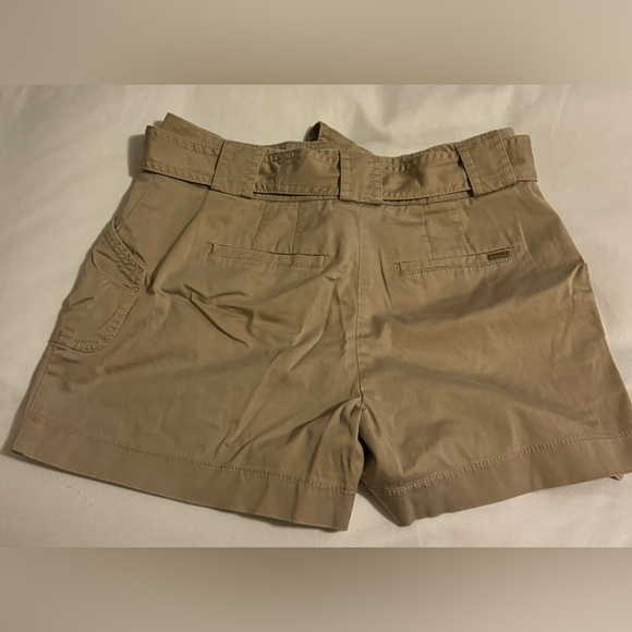 Cache Shorts Lot Of 4  Size 4P Petite, Black, Beige, White, Green Tie Waist - Picture 7 of 15